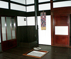 「屋敷林」と「アズマダチ」をじっくり見学